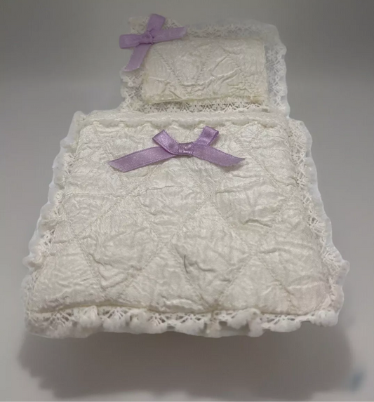 Dolls house bedding set handmade new