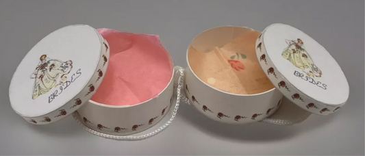 Dolls house wedding hat boxes bridal new x 2