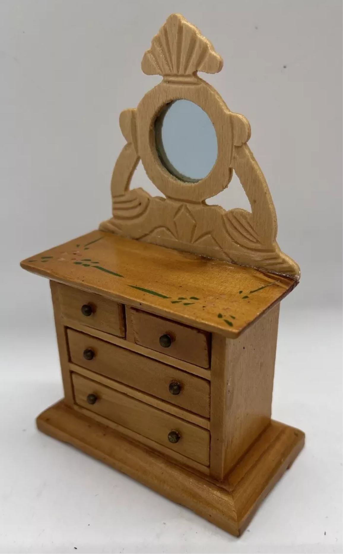 Dolls house chest of drawers with mirror  (reduced)