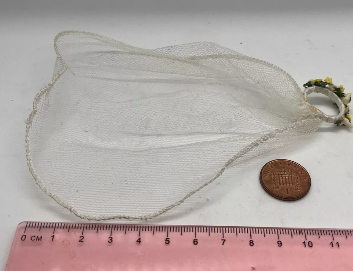Dolls house wedding tiara and veil new