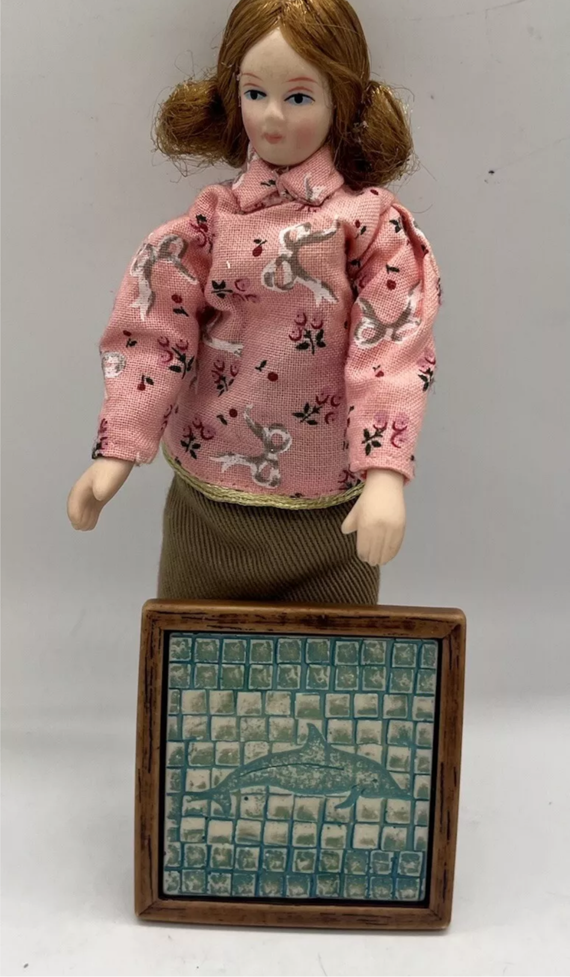 Dolls house resin wall plaque by Tiny Box