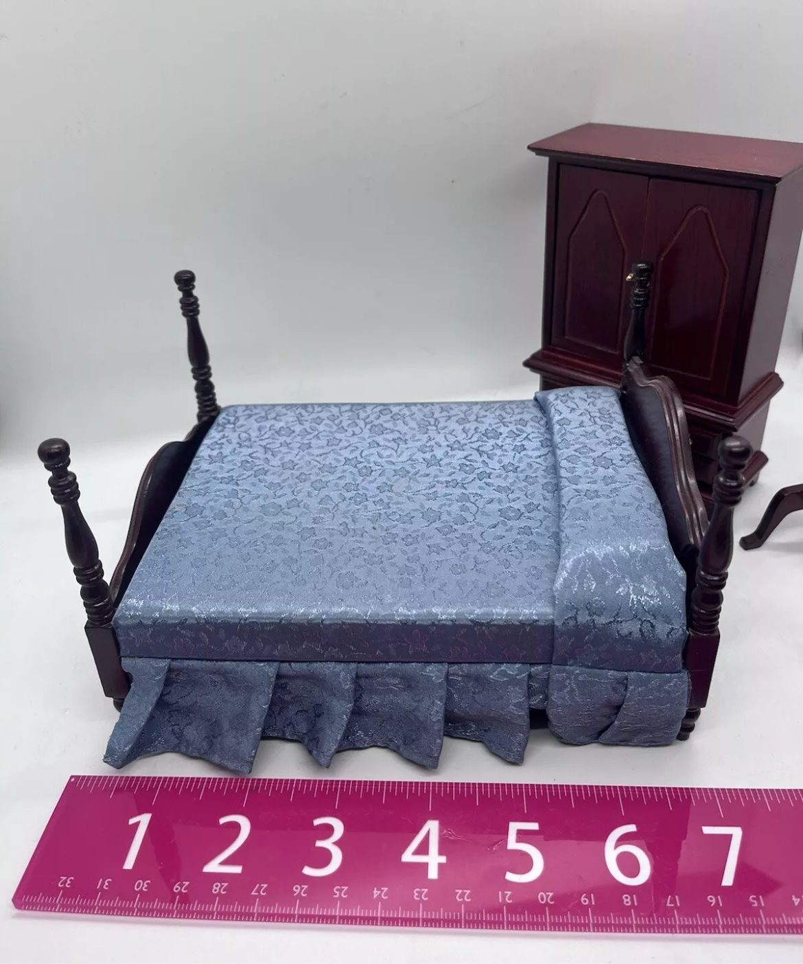 Dolls house bedroom set four poster.