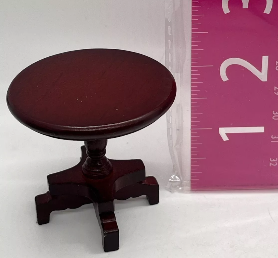 Dolls house furniture  pedestal table