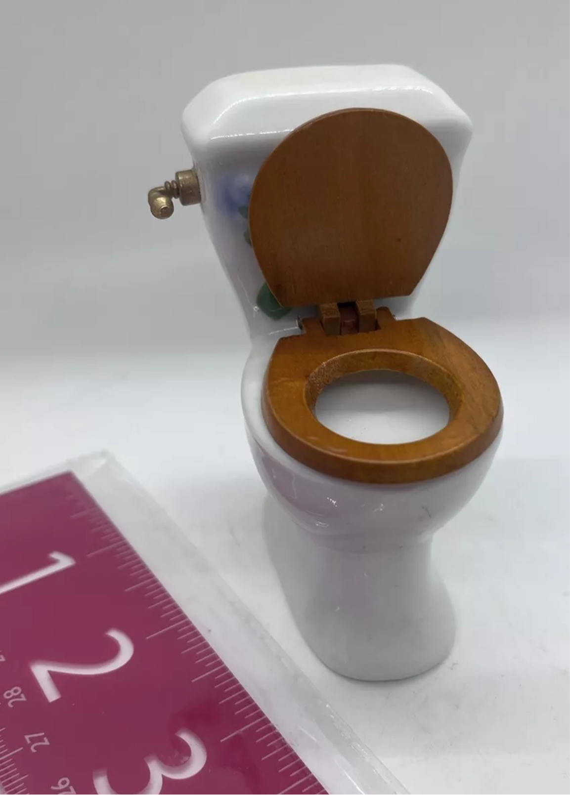 Dolls house toilet