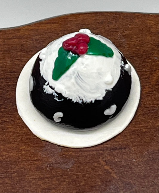 Dolls house Christmas pudding on paper plate