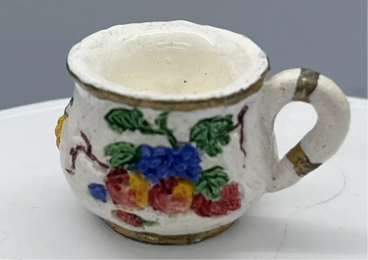Dolls house resin chamber pot