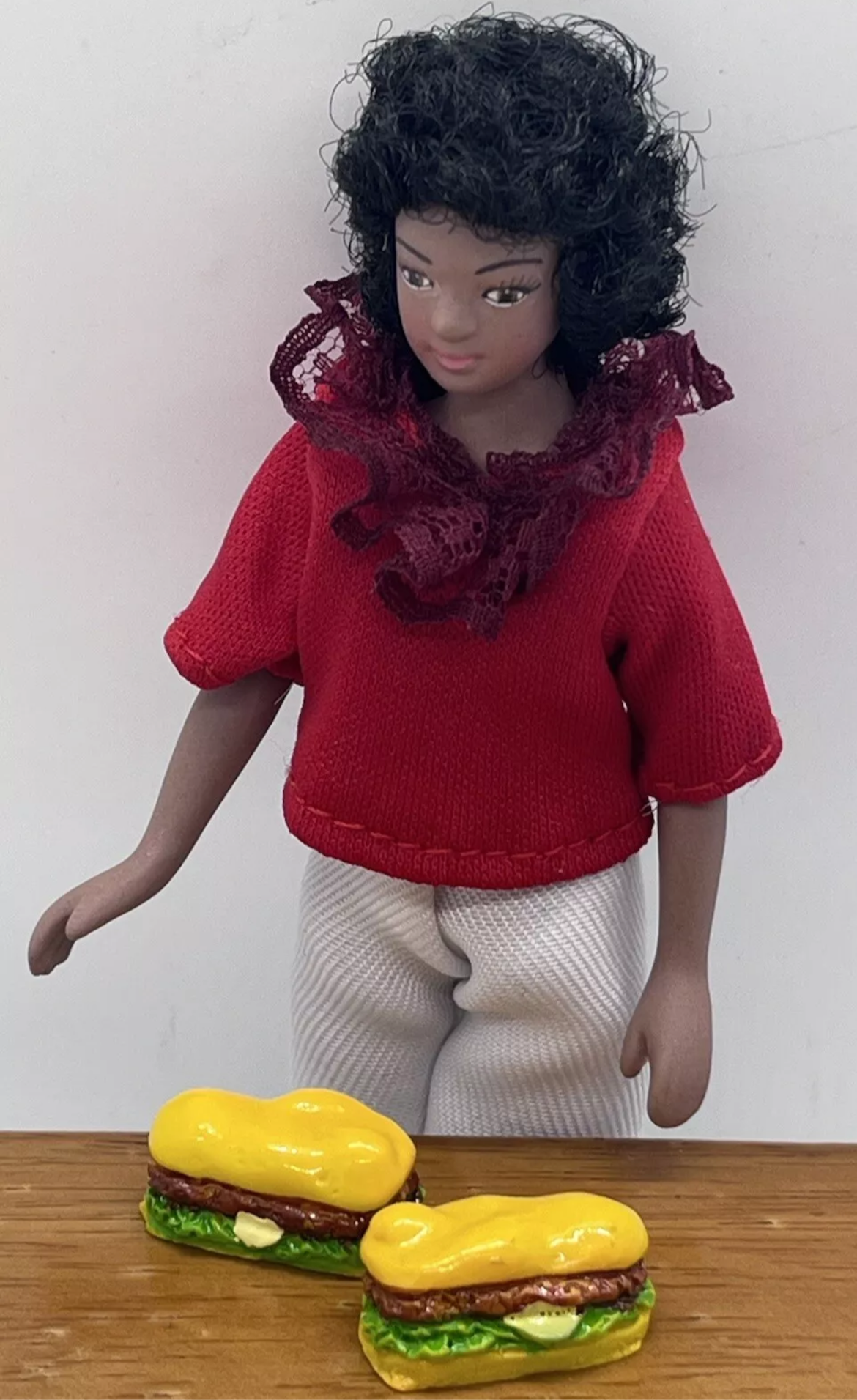 Dolls house food burgers sub rolls pair (new)
