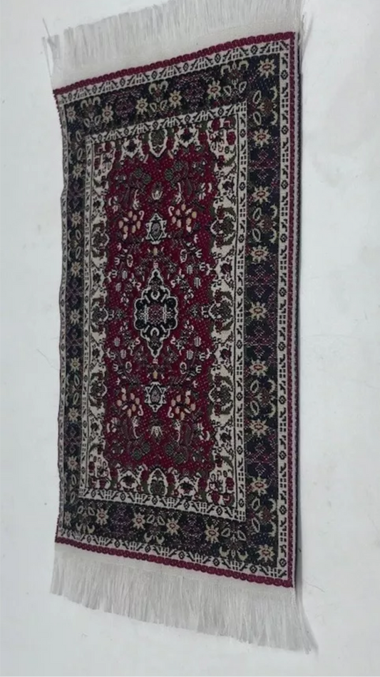 Dolls house rug medium 5 plus inch