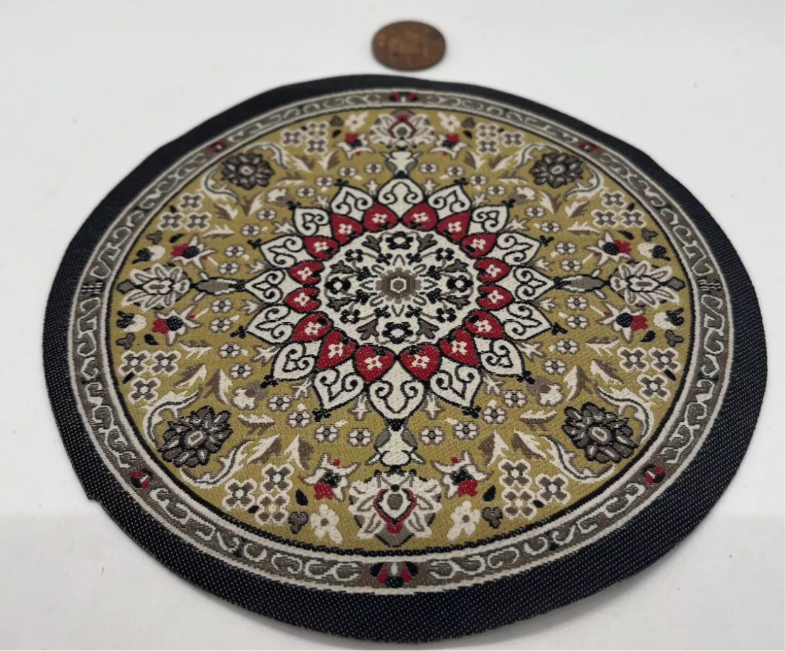 Dolls house rug 5.5 inch